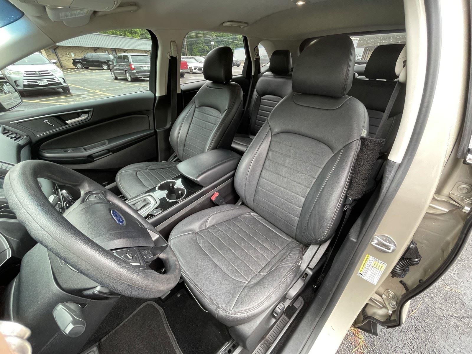 2017 Ford Edge SE