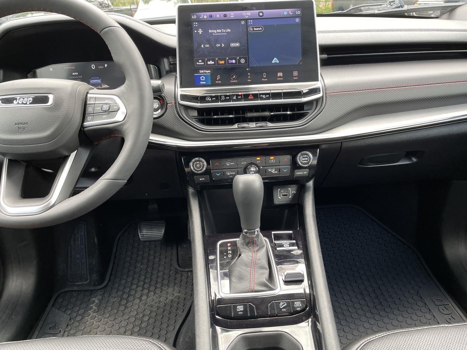 2025 Jeep Compass Trailhawk