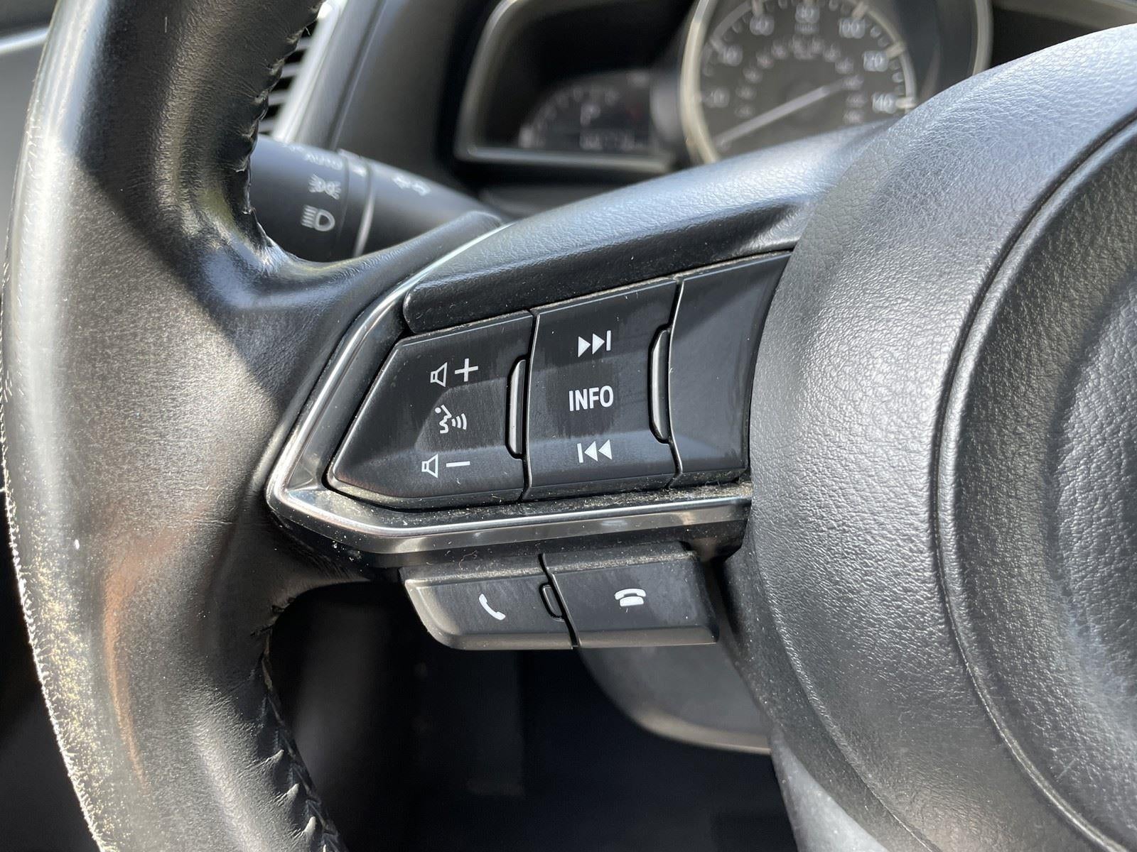 2017 Mazda Mazda3 4-Door Touring