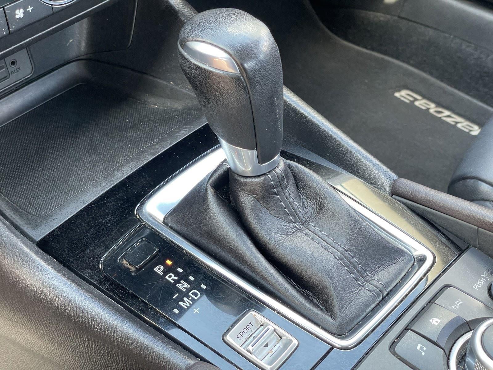 2017 Mazda Mazda3 4-Door Touring
