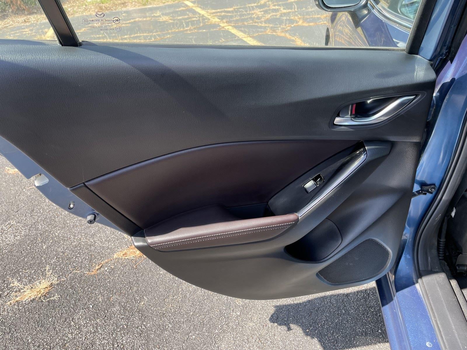 2017 Mazda Mazda3 4-Door Touring