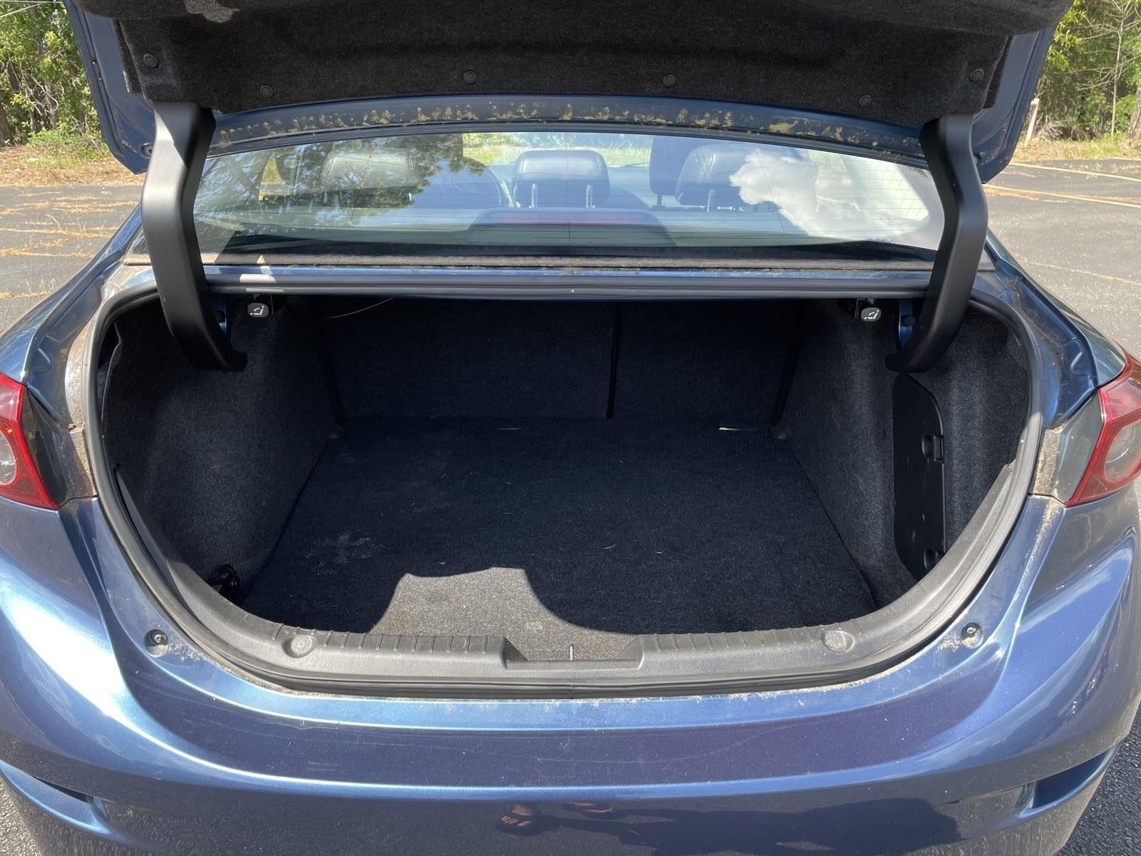 2017 Mazda Mazda3 4-Door Touring