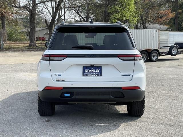 2022 Jeep Grand Cherokee 4xe Trailhawk