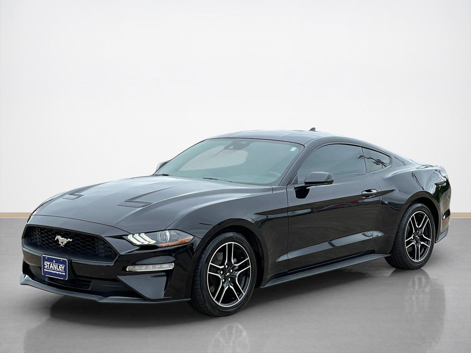 2022 Ford Mustang EcoBoost