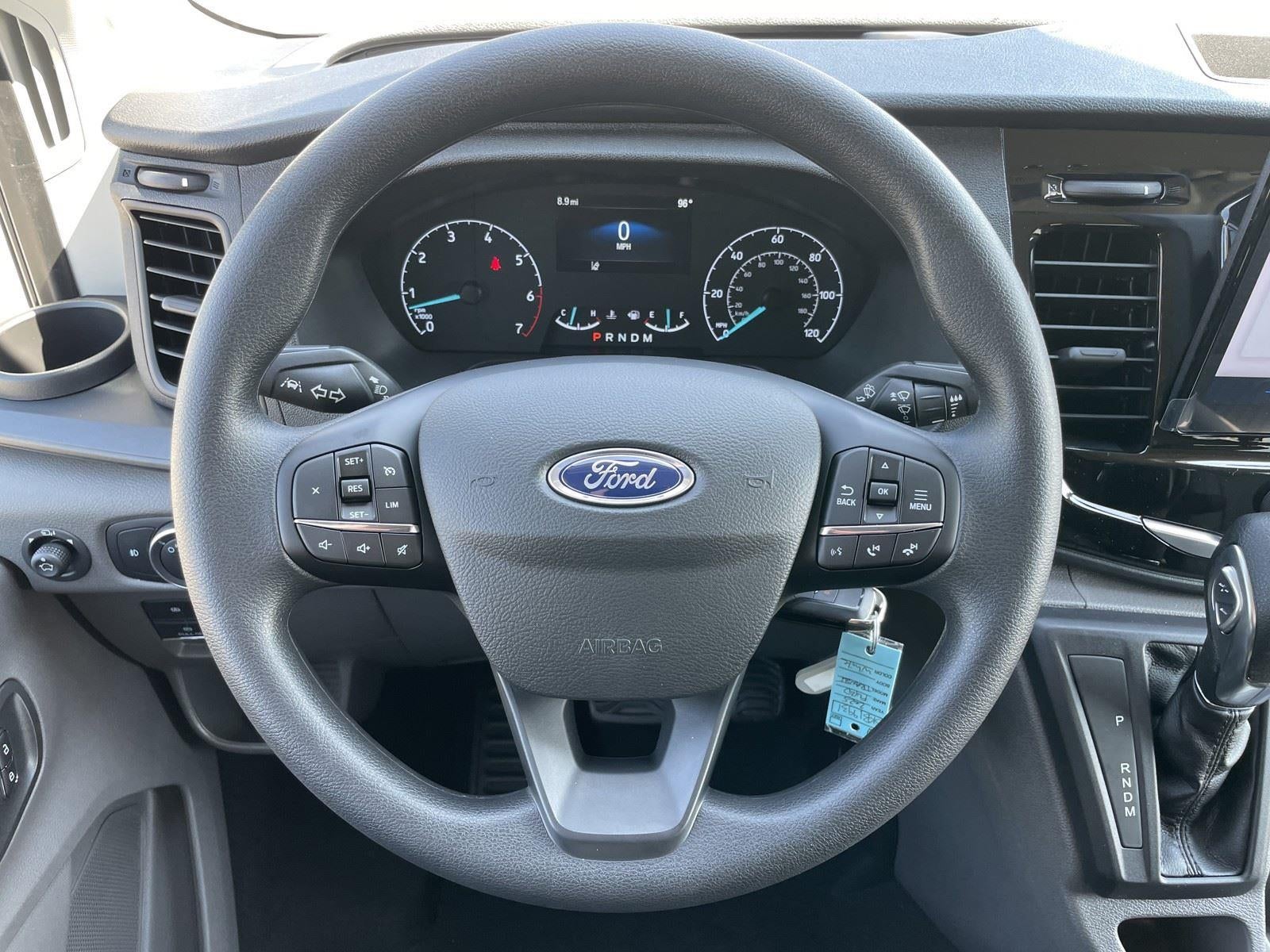 2025 Ford Transit Passenger Wagon XLT