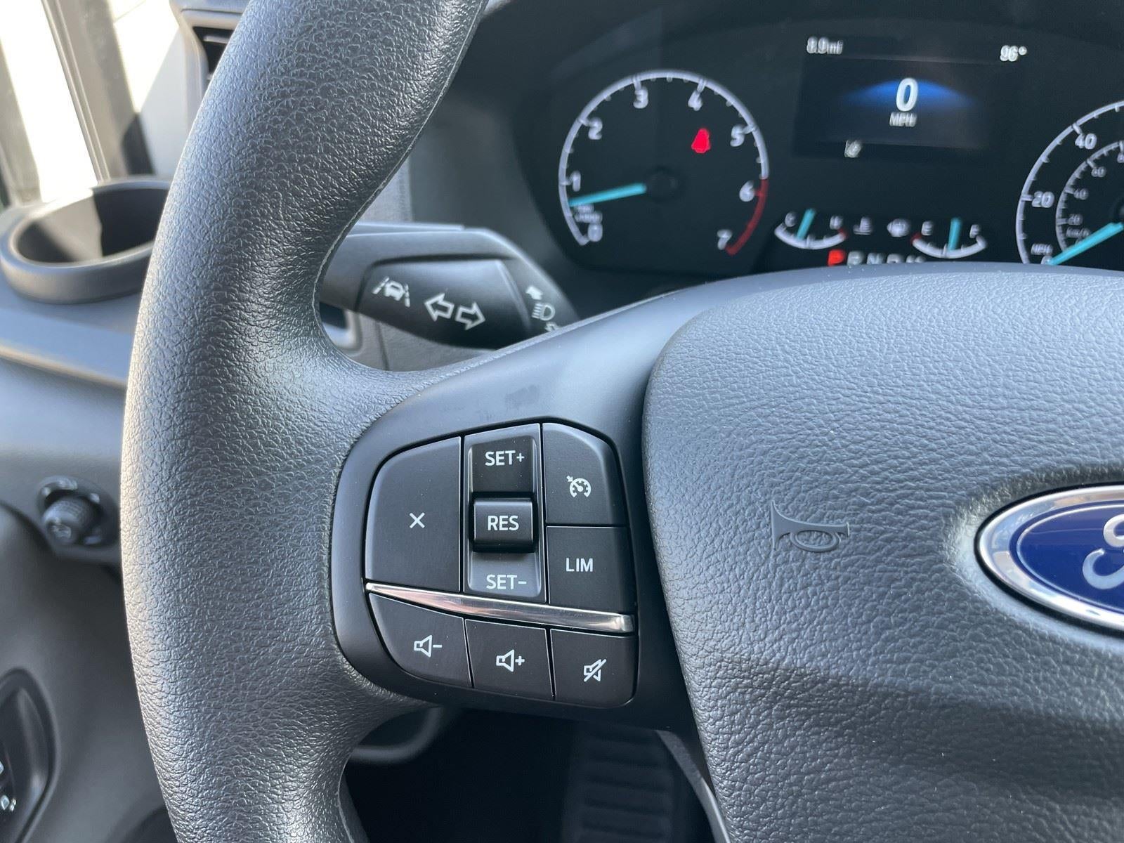 2025 Ford Transit Passenger Wagon XLT