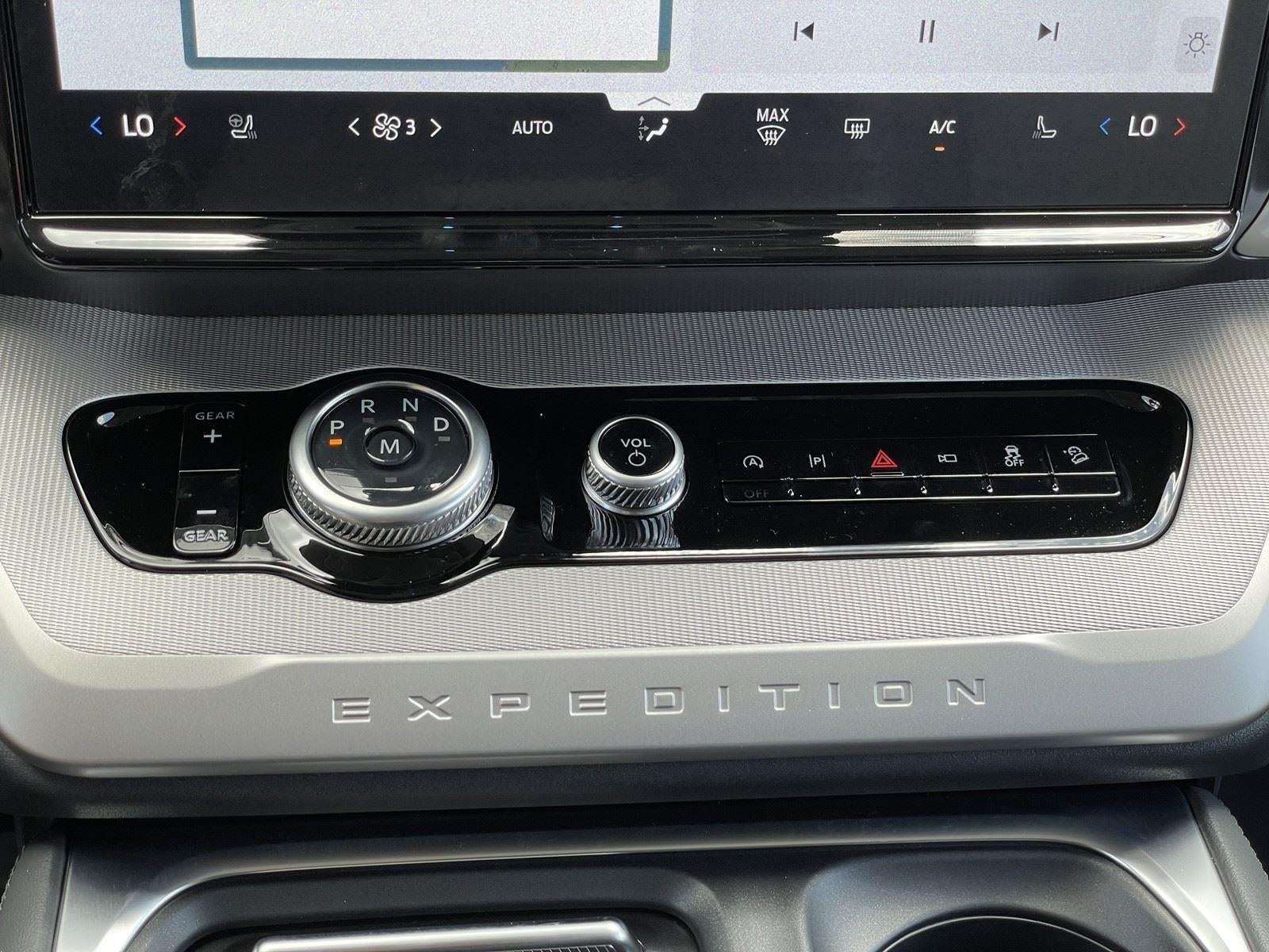 2027 Ford Expedition Max Active
