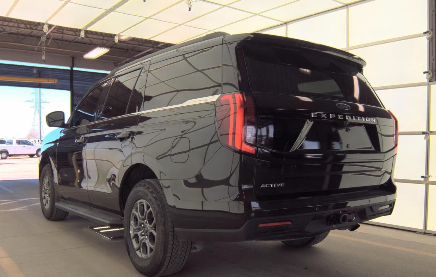 2025 Ford Expedition Active