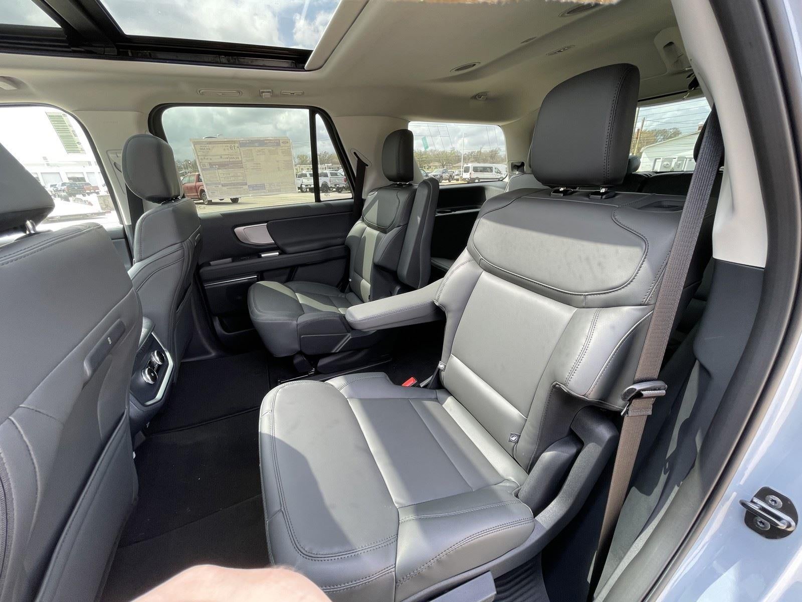 2026 Ford Expedition Active