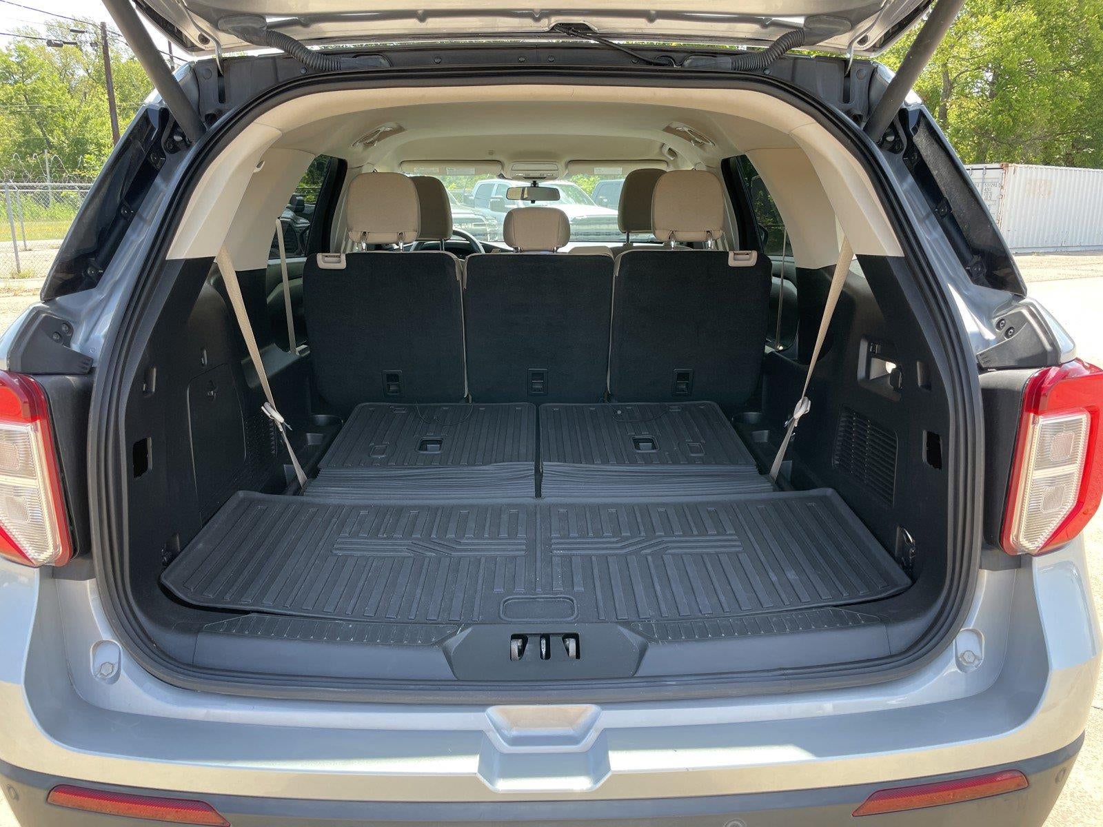 2022 Ford Explorer Base