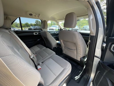 2022 Ford Explorer Base