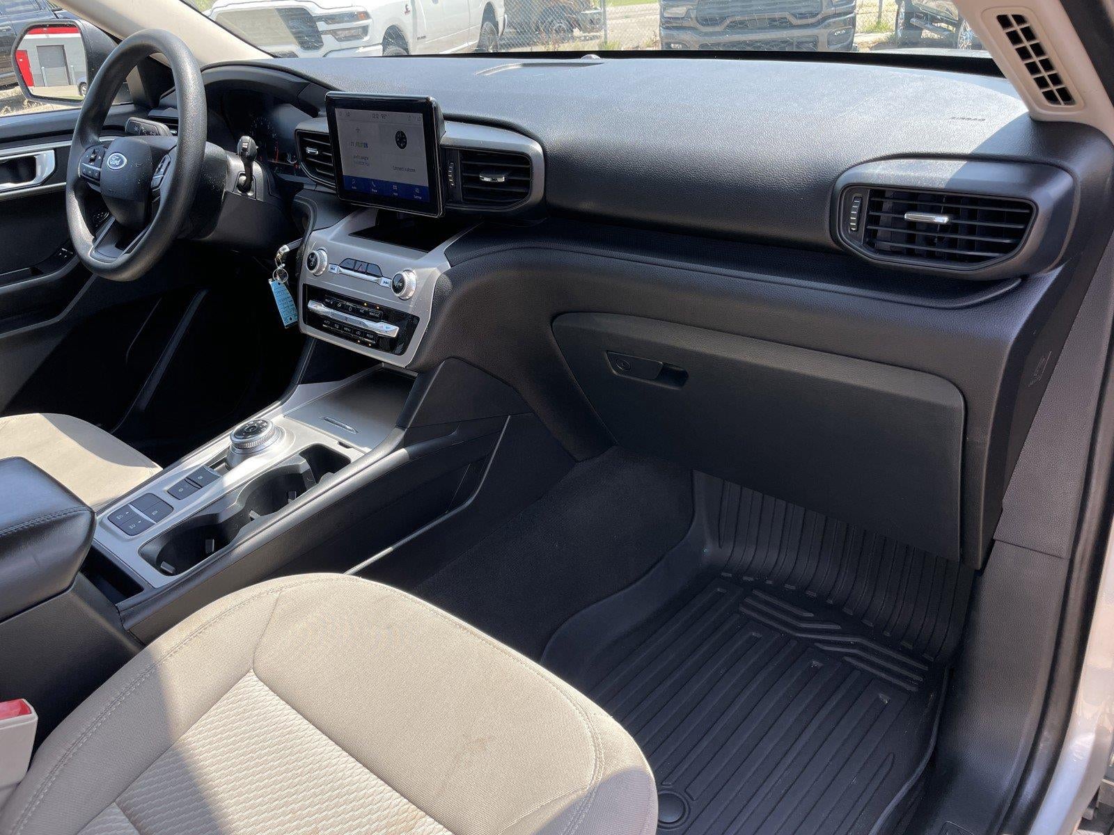 2022 Ford Explorer Base