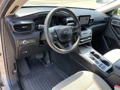 2022 Ford Explorer Base