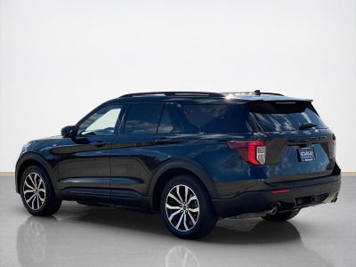 2022 Ford Explorer ST-Line