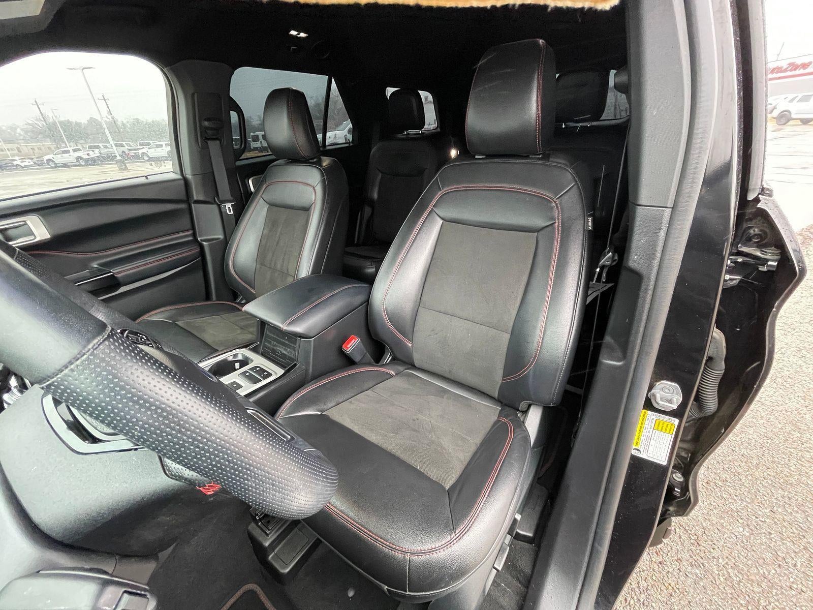 2022 Ford Explorer ST-Line