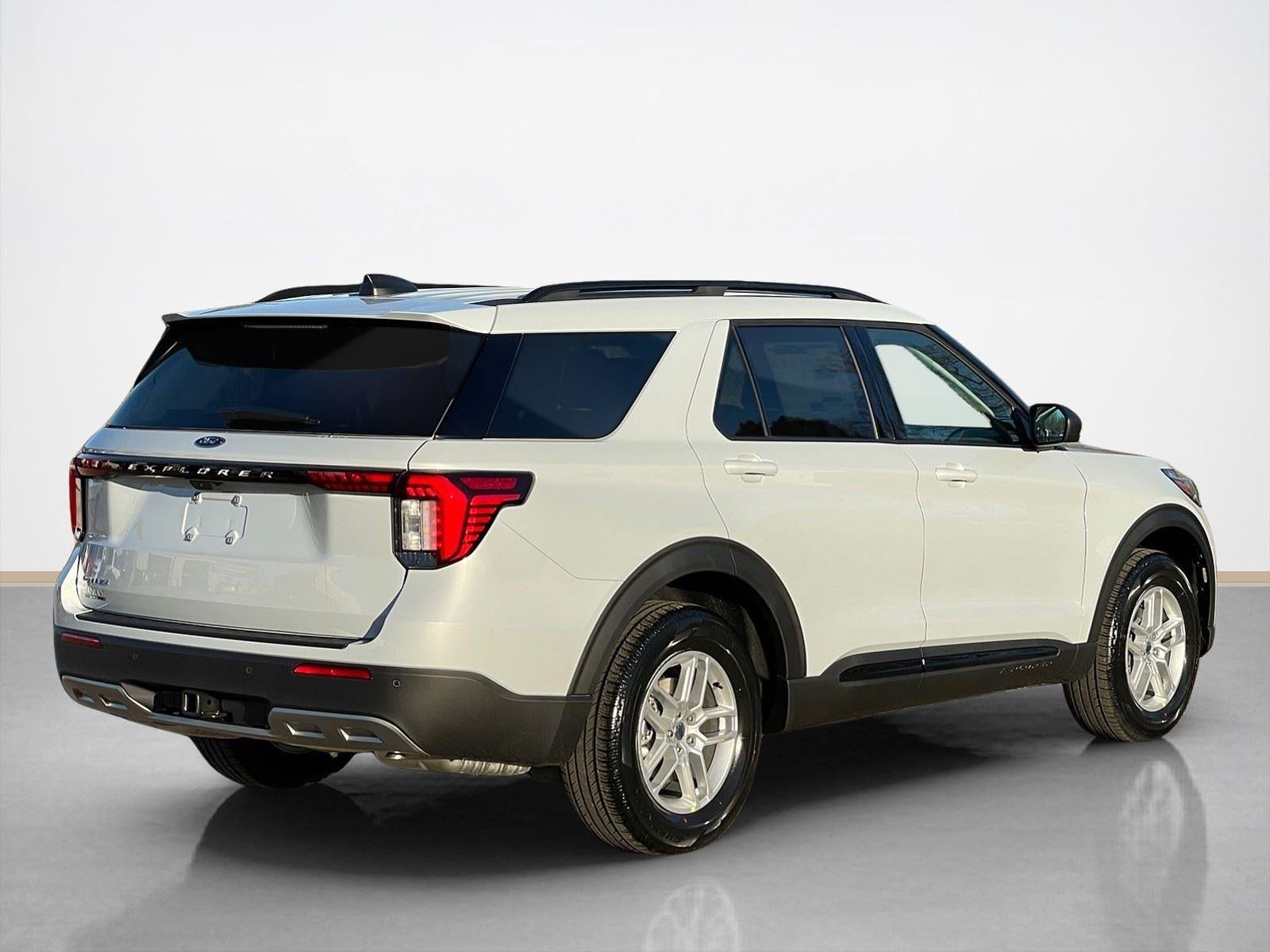 2026 Ford Explorer Active (100A)