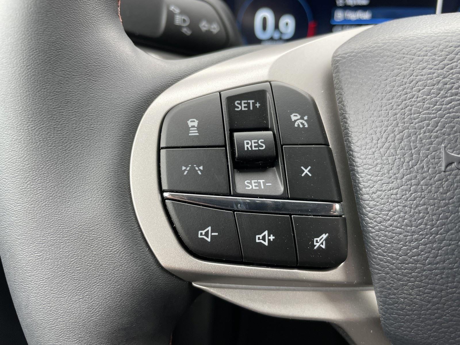 2026 Ford Explorer Active (100A)