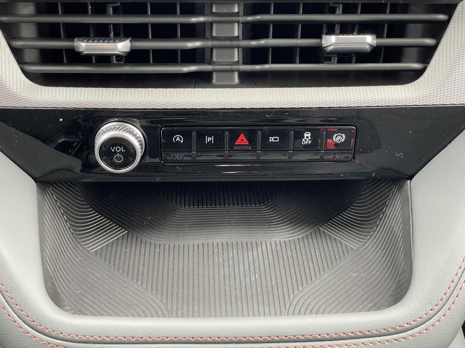 2026 Ford Explorer Active (100A)