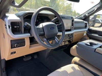 2027 Ford Super Duty F-250 SRW XLT