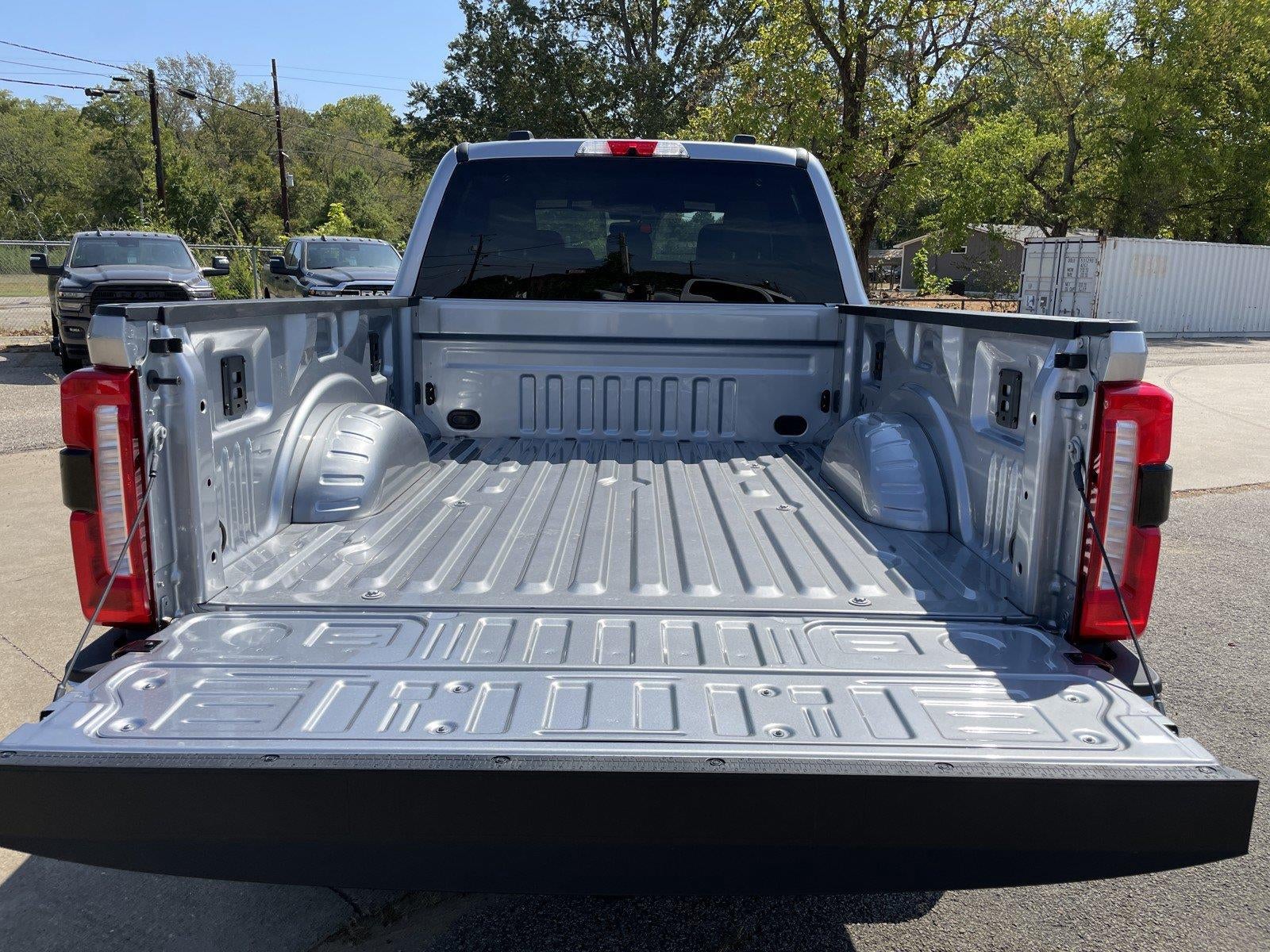 2027 Ford Super Duty F-250 SRW XLT