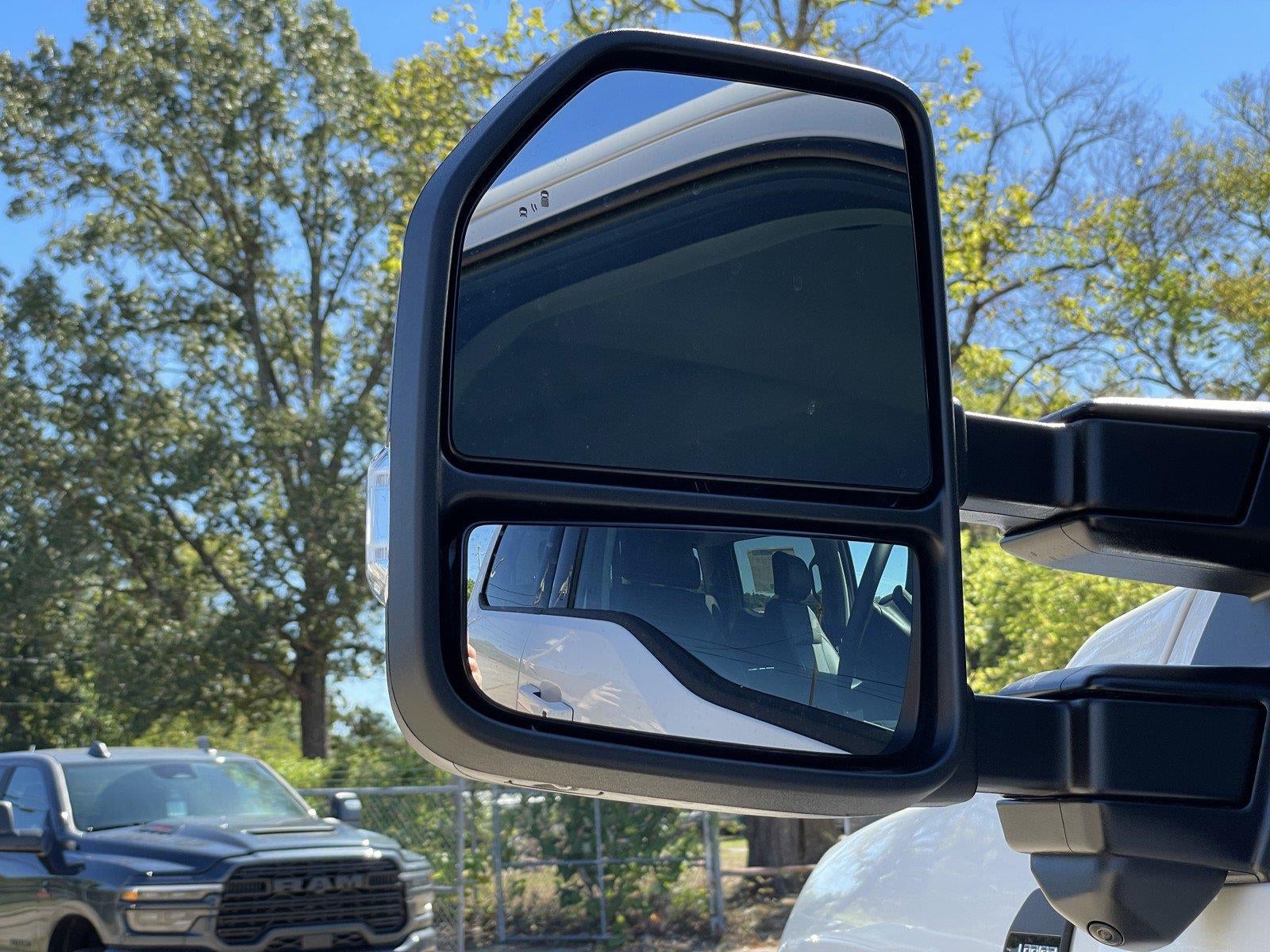 2027 Ford Super Duty F-250 SRW LARIAT
