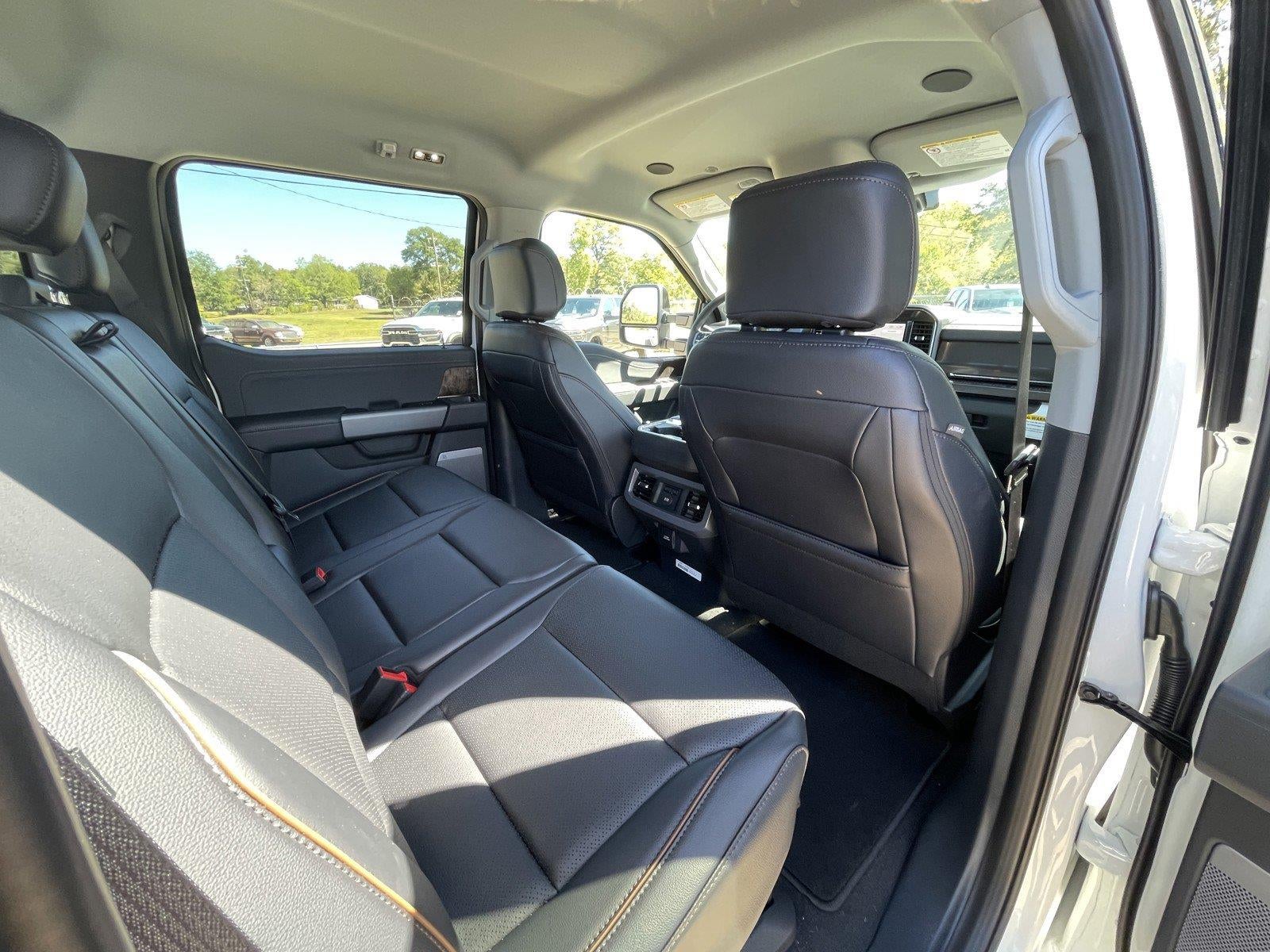 2027 Ford Super Duty F-250 SRW LARIAT