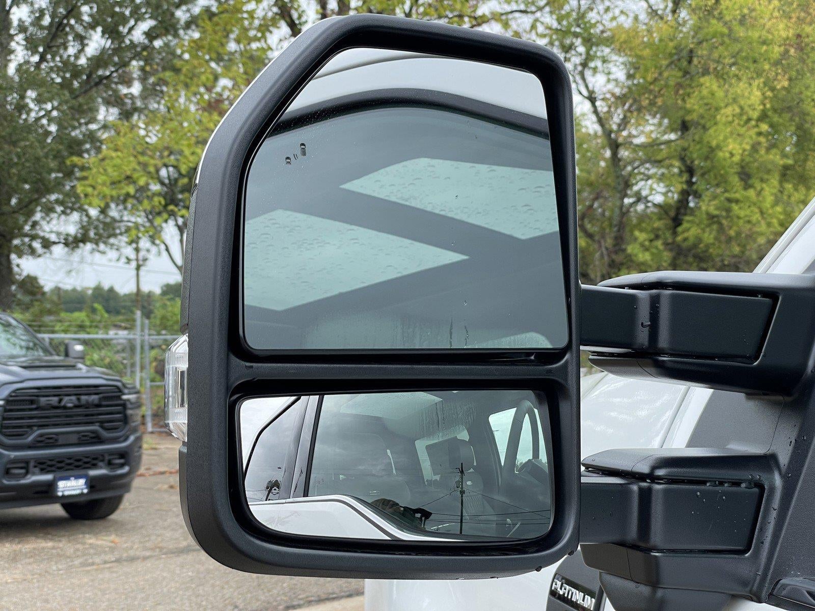 2027 Ford Super Duty F-250 SRW Platinum