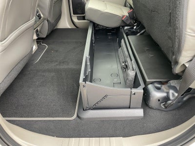 2027 Ford Super Duty F-250 SRW Platinum