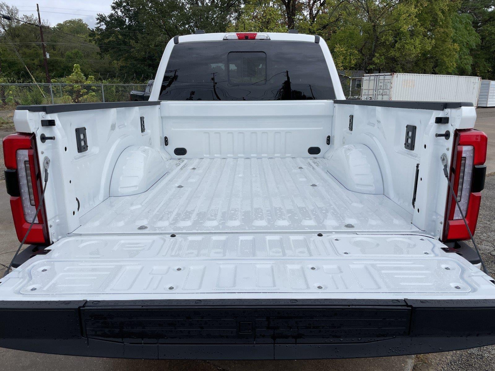 2027 Ford Super Duty F-250 SRW Platinum