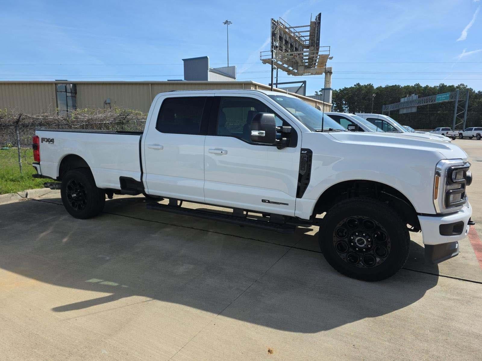 2025 Ford Super Duty F-250 SRW XLT