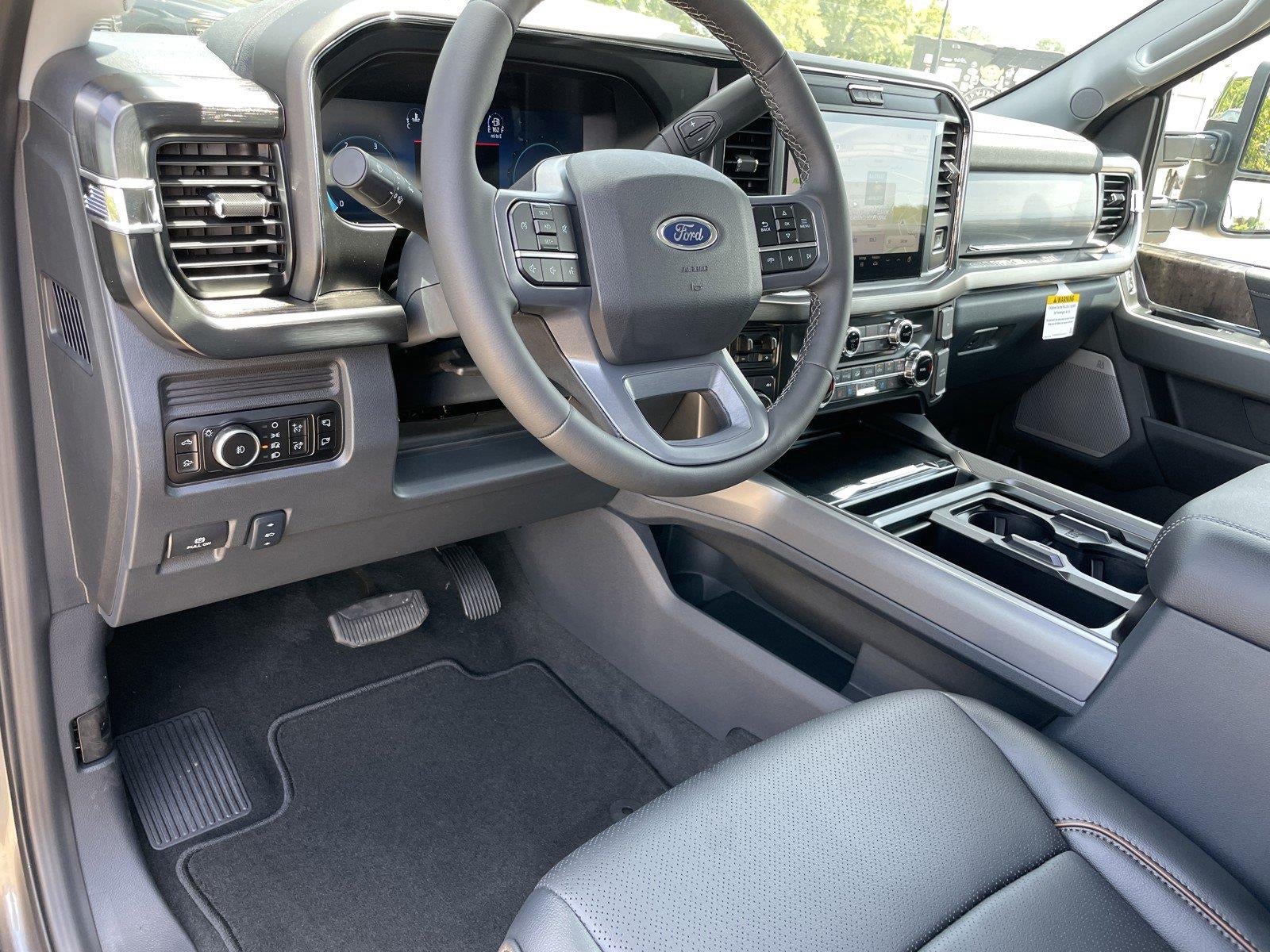 2026 Ford Super Duty F-250 SRW LARIAT