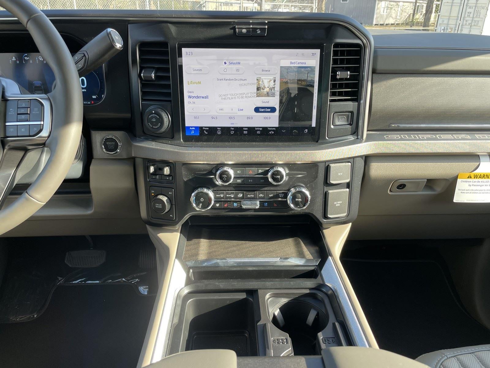 2026 Ford Super Duty F-350 DRW Platinum