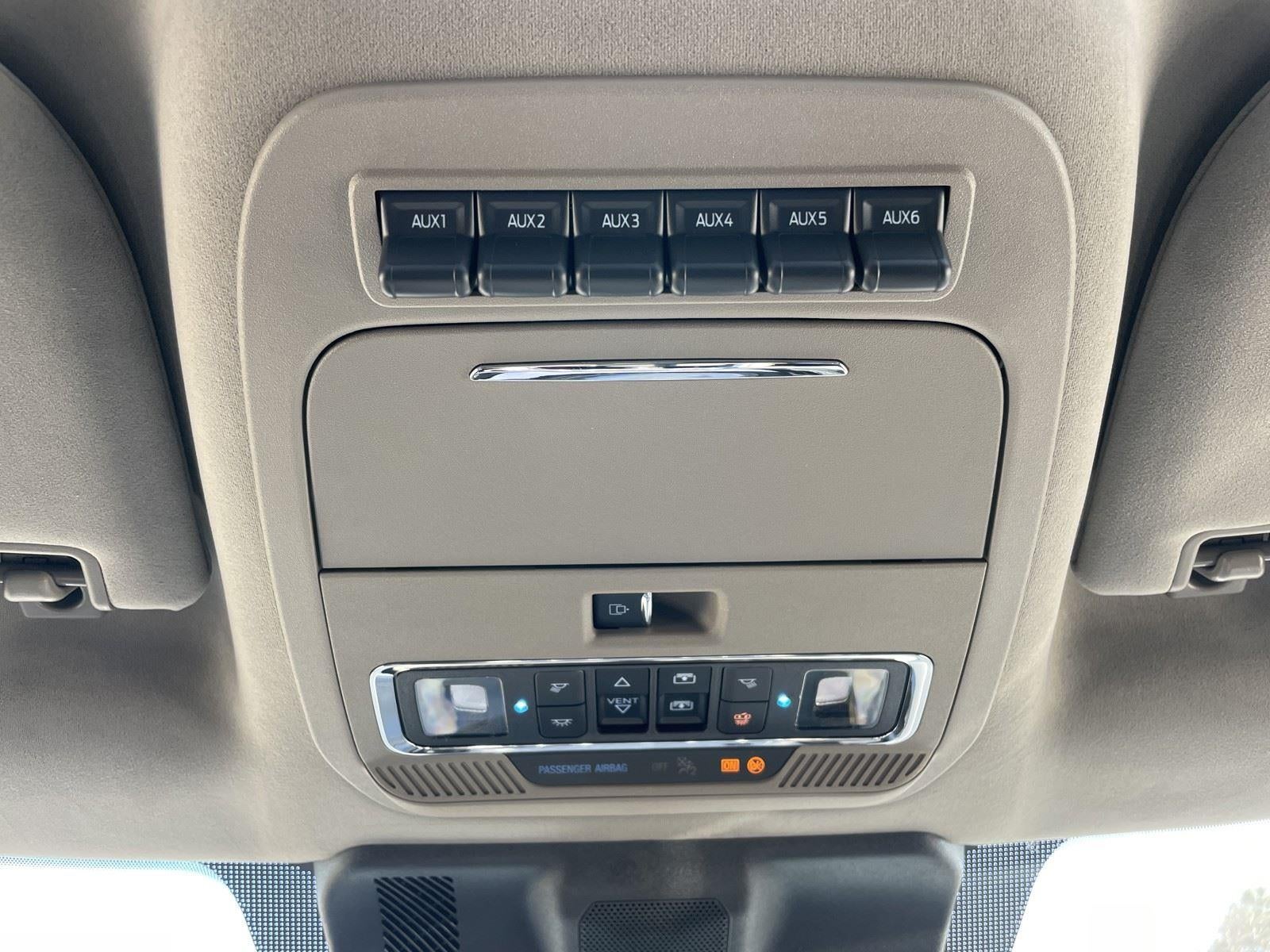 2026 Ford Super Duty F-350 DRW Platinum