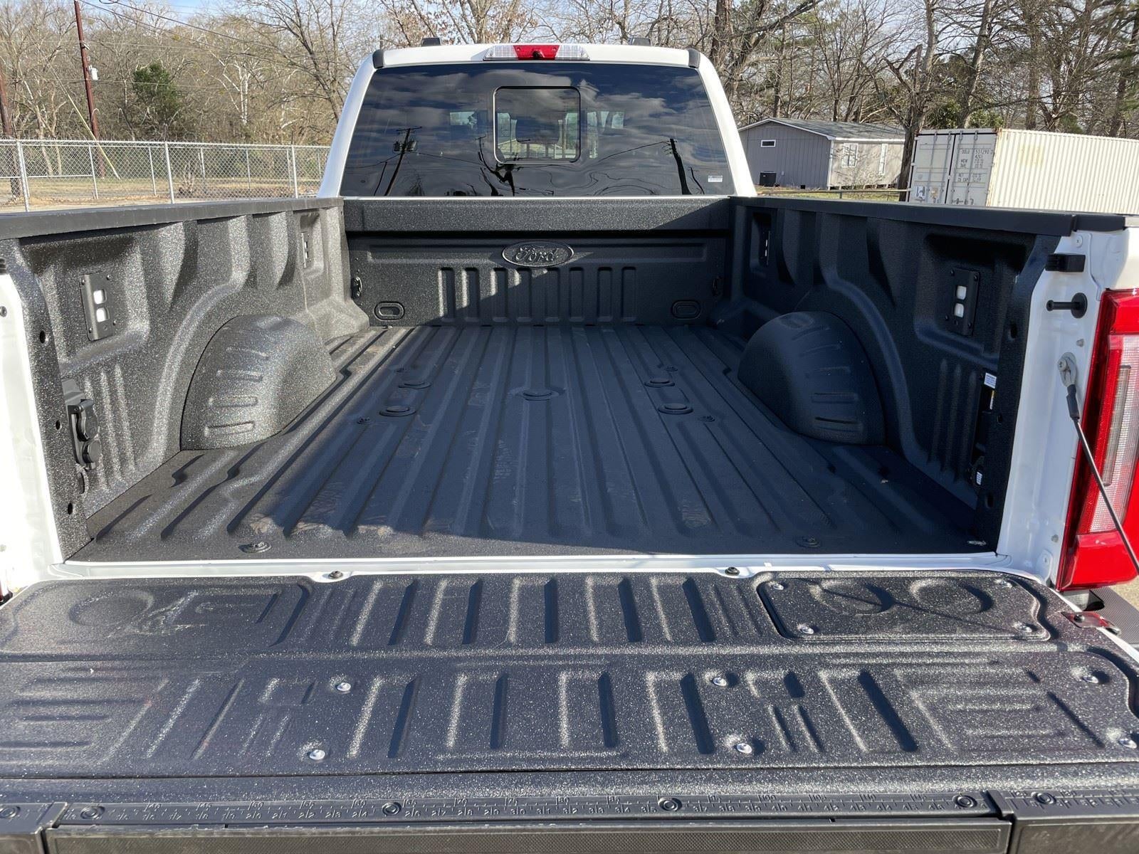 2026 Ford Super Duty F-350 DRW Platinum