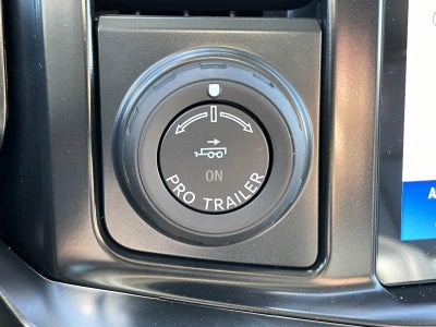 2027 Ford Super Duty F-350 DRW LARIAT