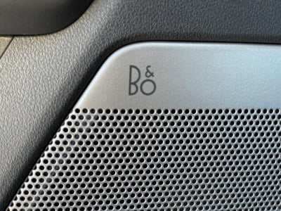2027 Ford Super Duty F-350 DRW LARIAT