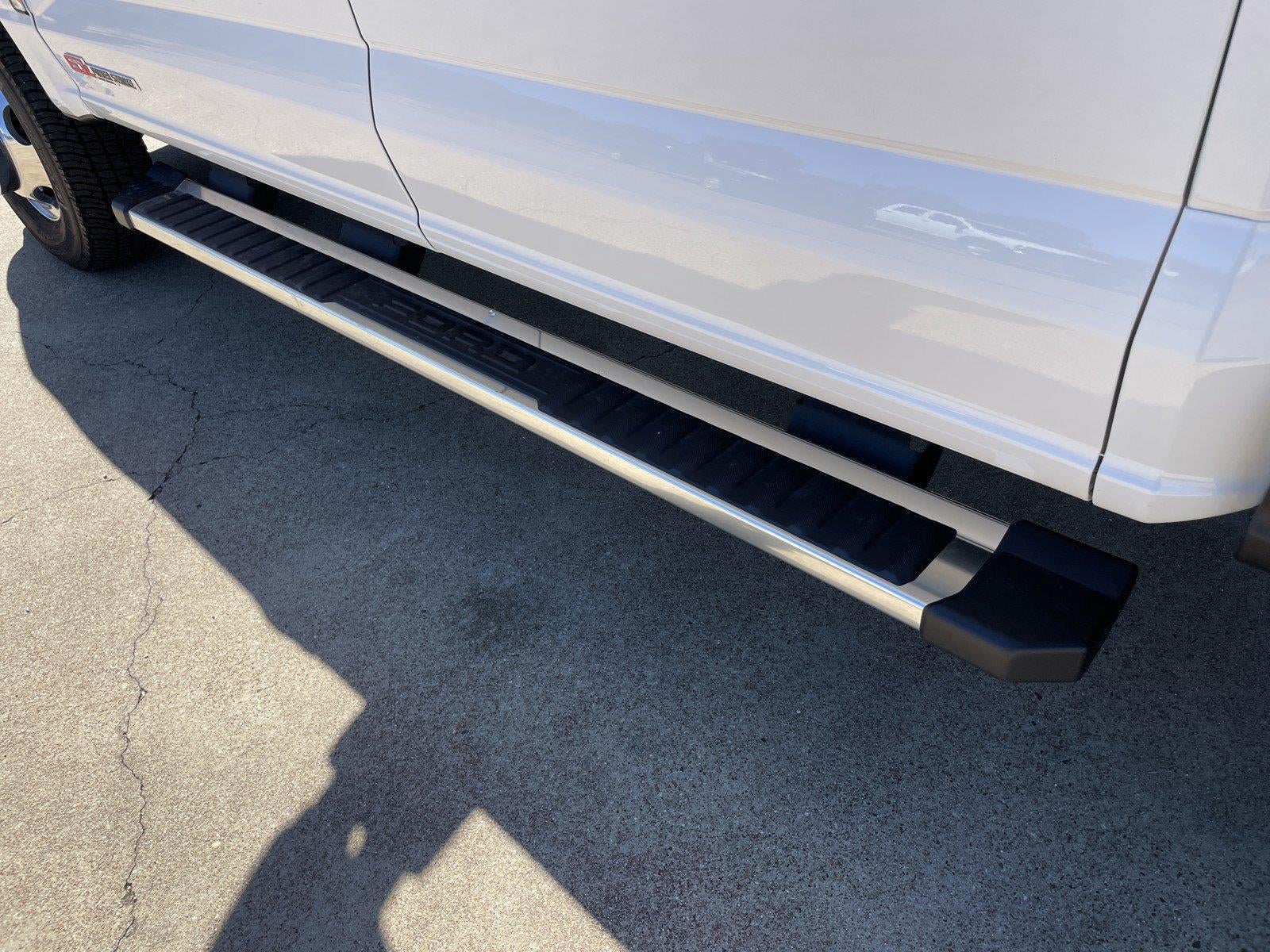 2027 Ford Super Duty F-350 DRW LARIAT