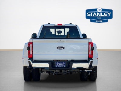 2027 Ford Super Duty F-350 DRW LARIAT