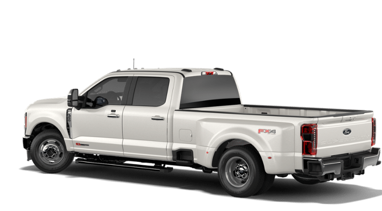 2027 Ford Super Duty F-350 DRW LARIAT