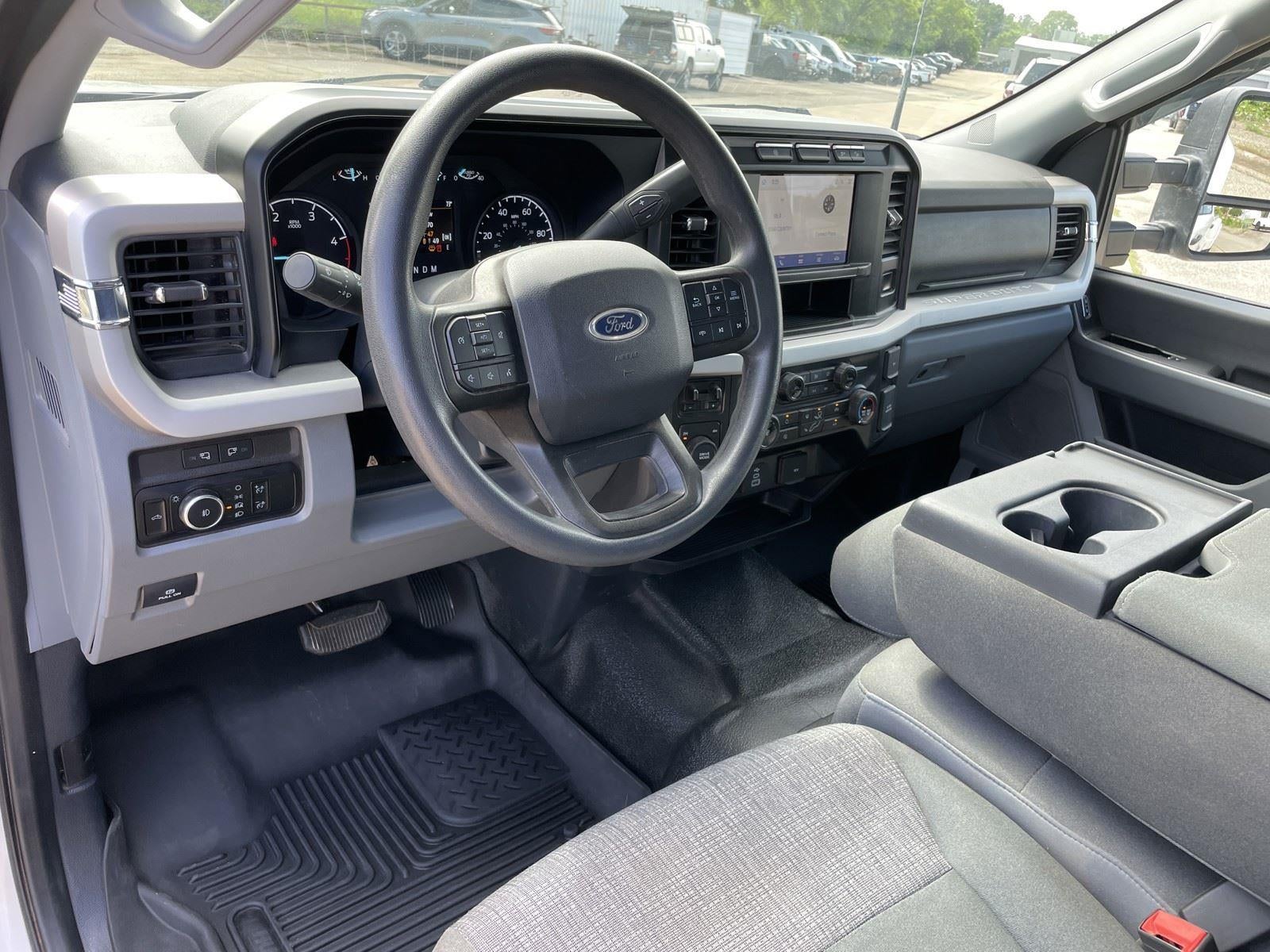 2024 Ford Super Duty F-350 DRW XLT