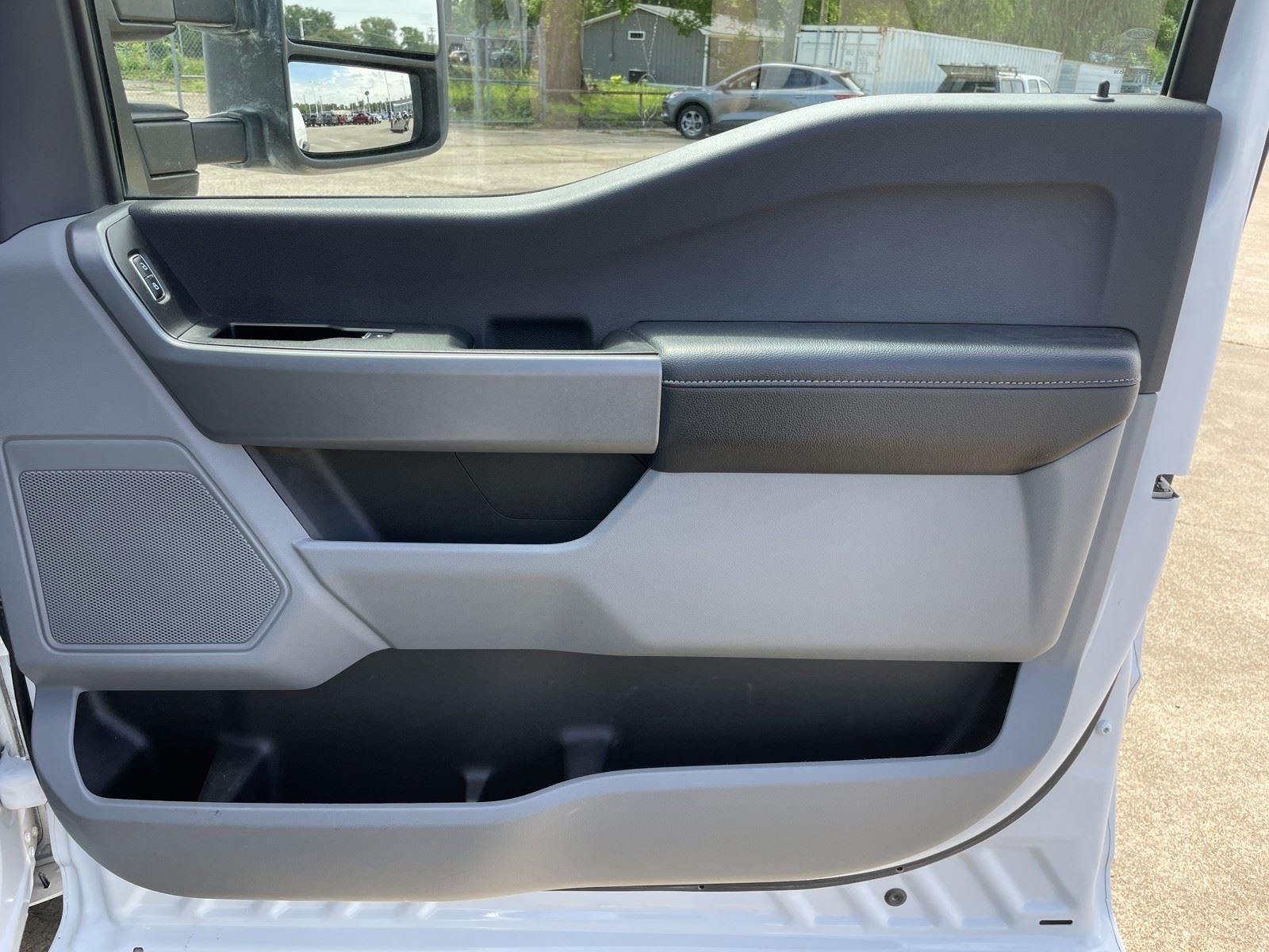 2024 Ford Super Duty F-350 DRW XLT