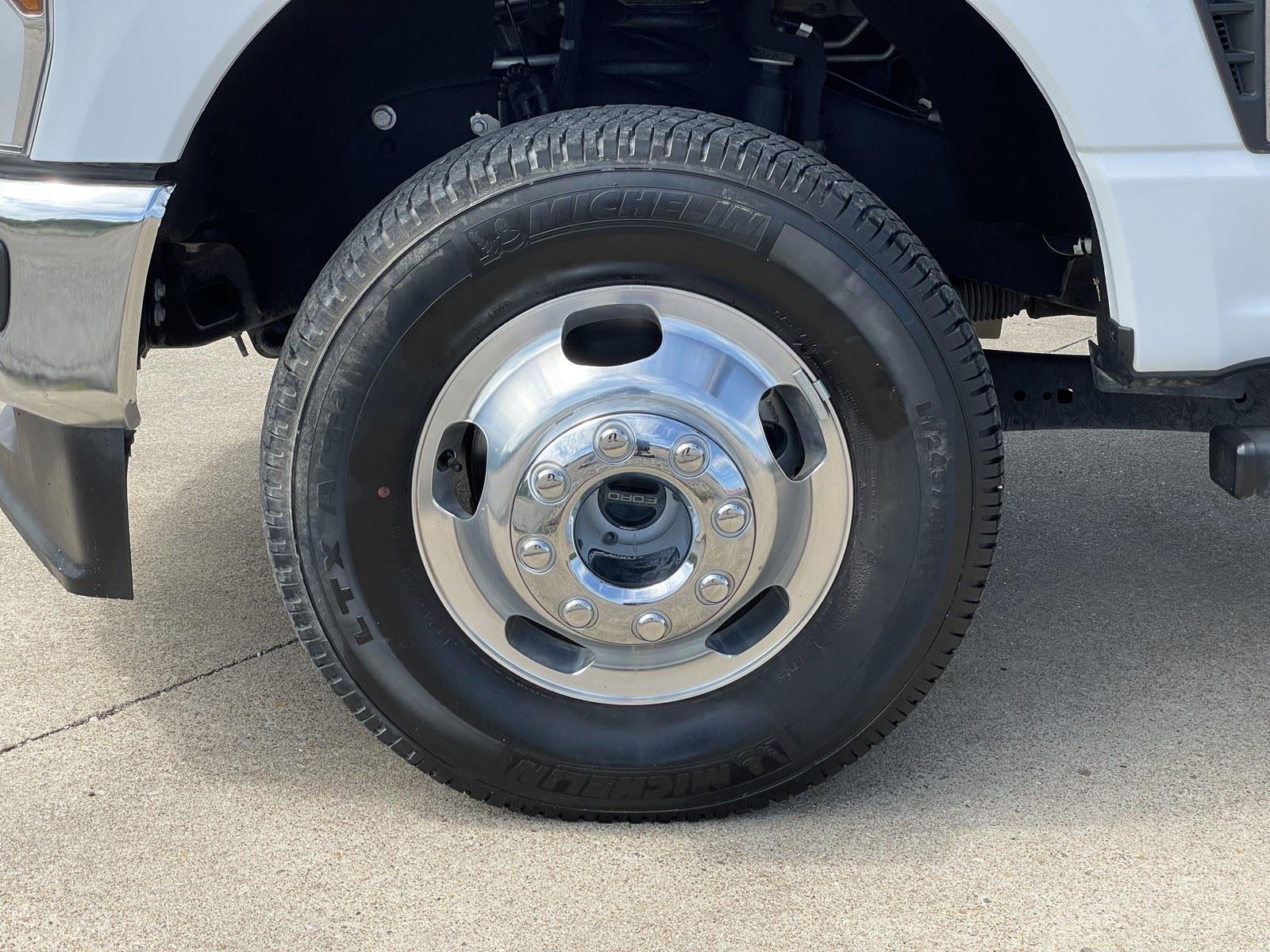 2024 Ford Super Duty F-350 DRW XLT