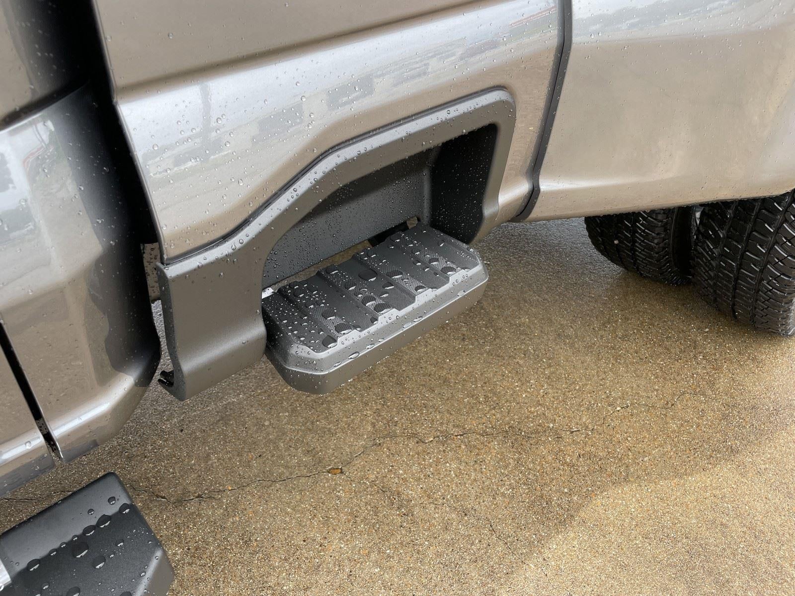 2026 Ford Super Duty F-350 DRW LARIAT