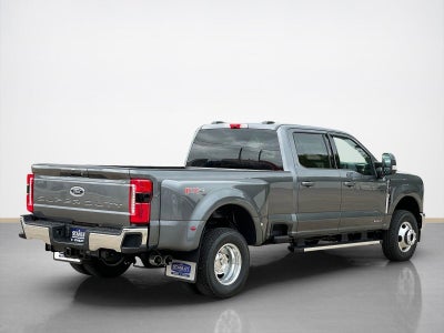 2026 Ford Super Duty F-350 DRW LARIAT
