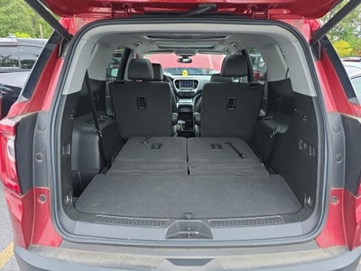2022 GMC Acadia SLT