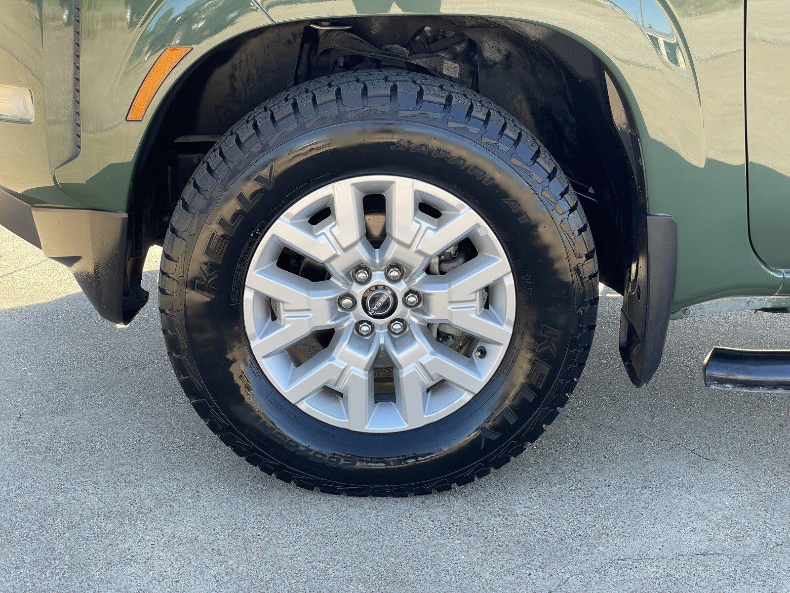 2023 Nissan Frontier SV