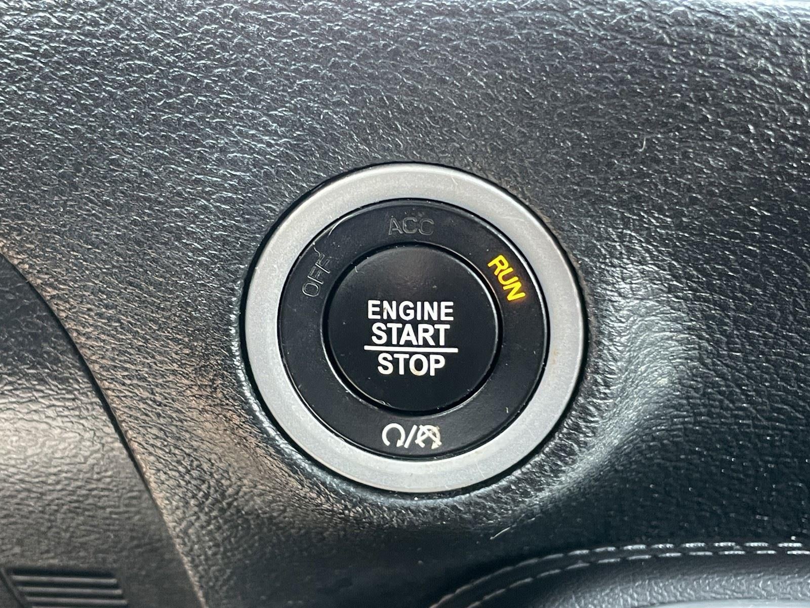 2017 Dodge Challenger SXT Plus
