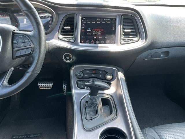2017 Dodge Challenger SXT Plus