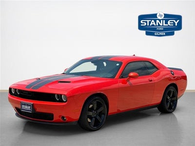 2017 Dodge Challenger SXT Plus