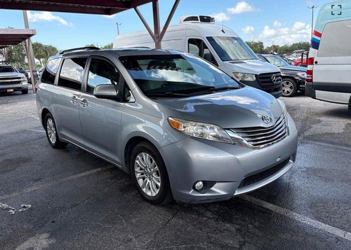 2015 Toyota Sienna XLE Premium